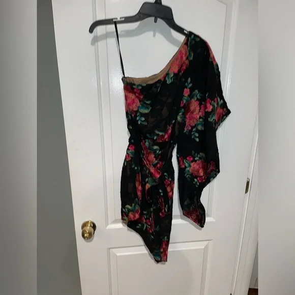 Michael Costello x REVOLVE Sasha Mini Dress in Fuchsia Floral 🌺 - Picture 7 of 13